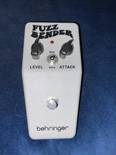 Behringer Fuzz Bender Vintage 60s Style Fuzz Pedal