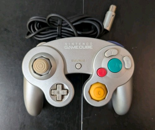 Official nintendo gamecube - official,