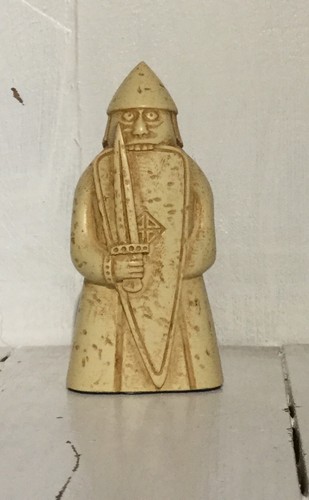 Lewis chessmen berserker - lewis,