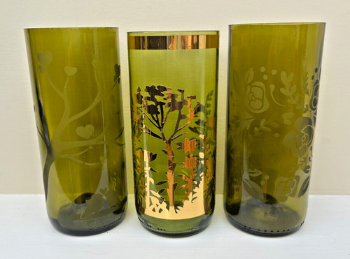 Wine bottle vases up - x,