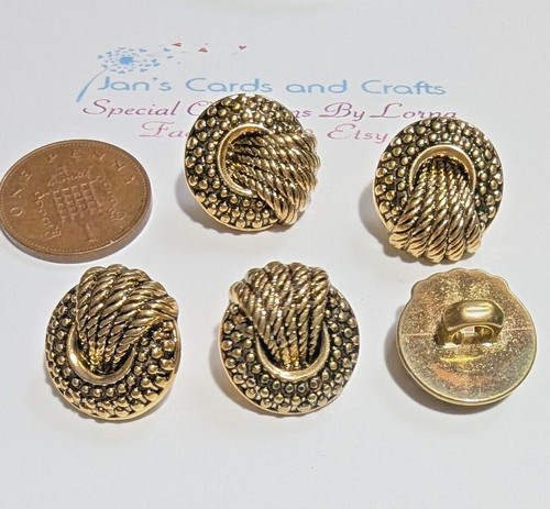 Gold effect 18mm round - 18mm,