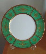Minton Argyle Green & Raised
