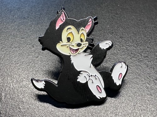 Figaro the kitten enamel pin - figaro,
