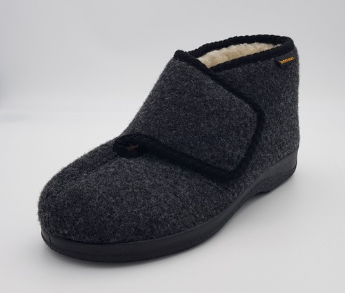 Slippers warm slippers