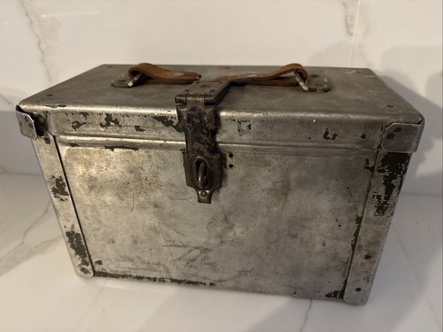 Vintage aluminum toolbox - aluminum,
