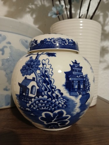 Blue and white - blue,