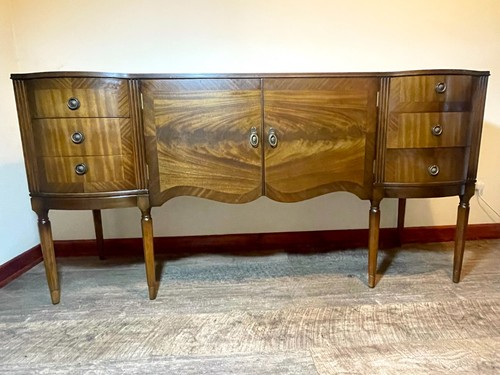 Mahogany coloursolid wood - mahogany,