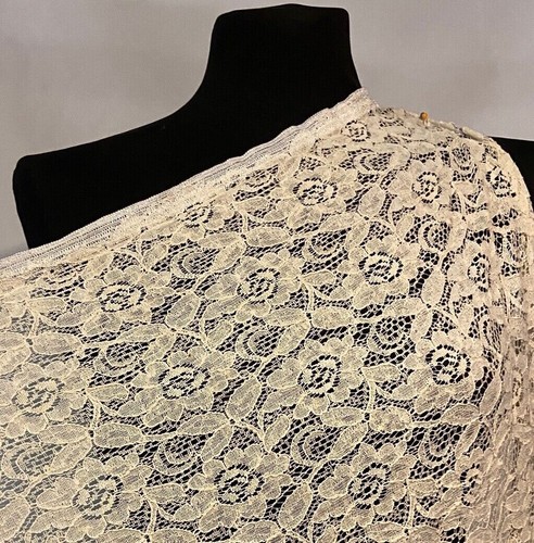 Ivory cream off white - cream,