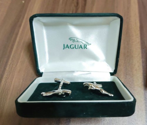 Jaguar novelty cufflinks - jaguar,