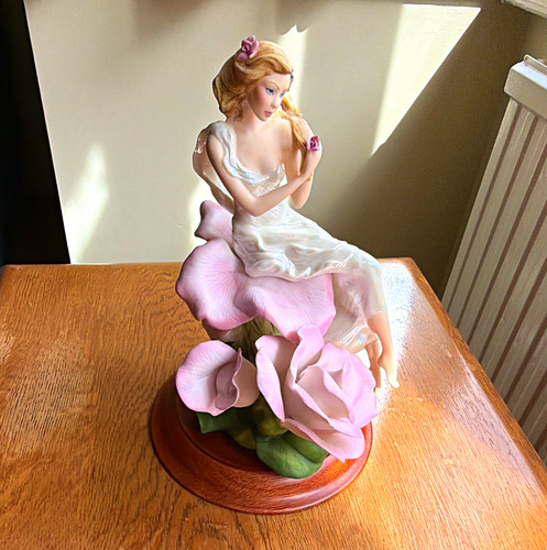 Franklin mint lady - lady, rose