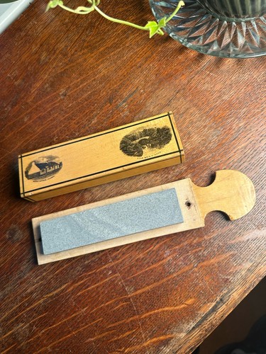 Tam shanter razor hone in - hone,