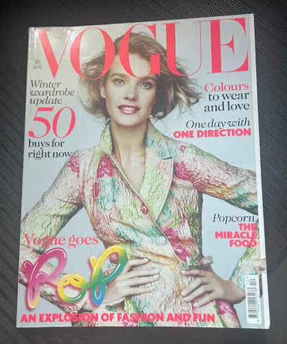 Vogue magazine december 2012 - magazine:,