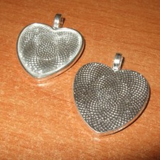 NEW HEART ANTIQUE SILVER  CAMEO CABOCHON PENDANT SETTING TRAY 25mm x 25mm C38