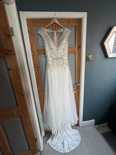 Maggie sottero ivory lace and - lace,
