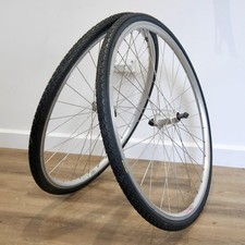 700c Touring/Hybrid Bike QR