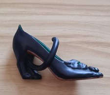 Just The Right Shoe Raine On