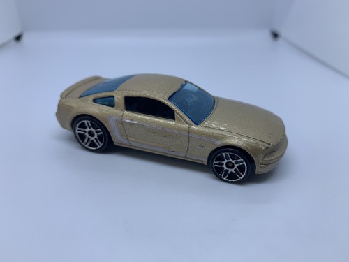 Hot wheels 2005 - -,