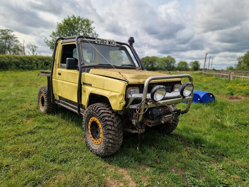Daihatsu fourtrak breaking - fourtrak,