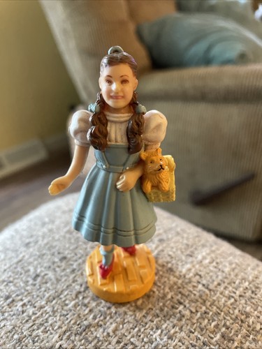 Wizard figurine dorothy - wizard,
