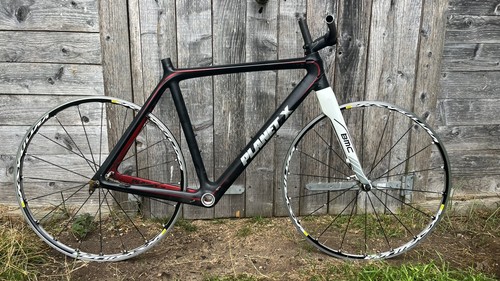 Planet carbon frame - x,
