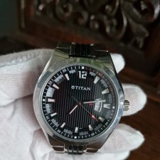 Titan Karishma Watch Black Dial Silver Band Stainless Steel 9187SAA New Battery