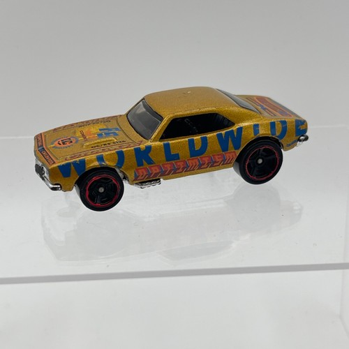 Hot wheels metallic gold - hot, '67