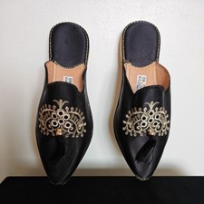 Handmade Moroccan Shoes black and gold  6.5 uk  Soft Leather With Grip Sole