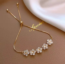 Elegant Floral Bracelet 14K