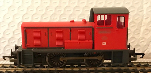 Hornby r3283 bagnall diesel - oo,