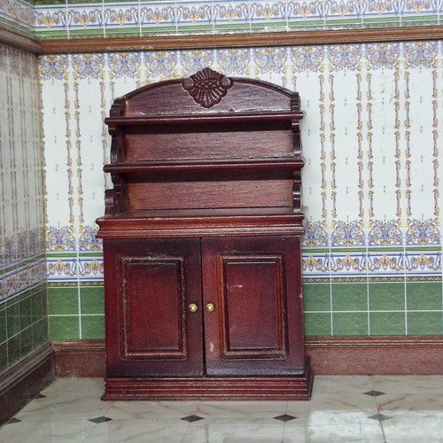 12th scale dolls house - 1:12th,