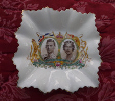 1937 Aynsley China dish for