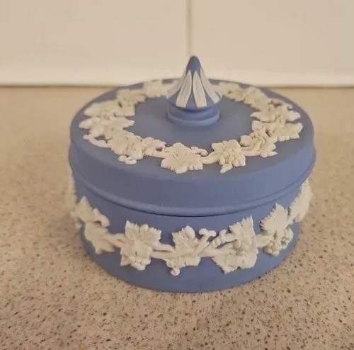 Wedgwood jasperware lidded - wedgwood,