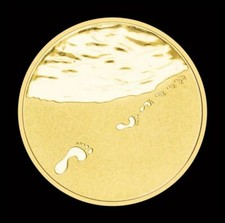 Footprints In The Sand Gold