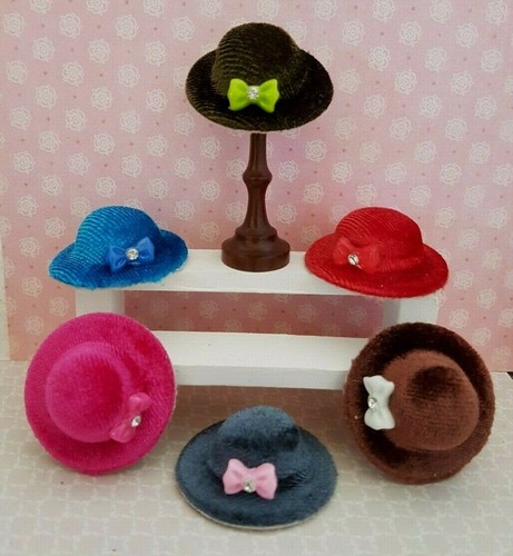 Miniature velvet hat with bow - miniature,