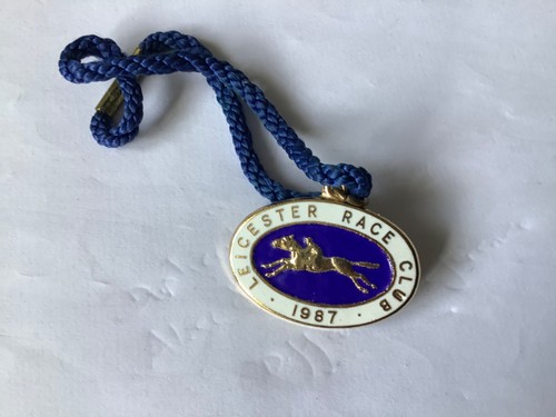 Horse racing members - racing,
