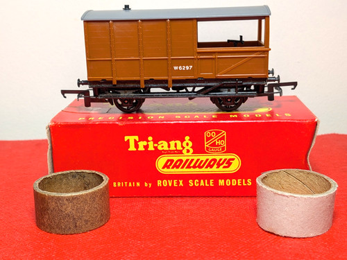 Triang railway 124 brake van - railway,