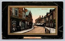 POSTCARD -  RUSHDEN - HIGH