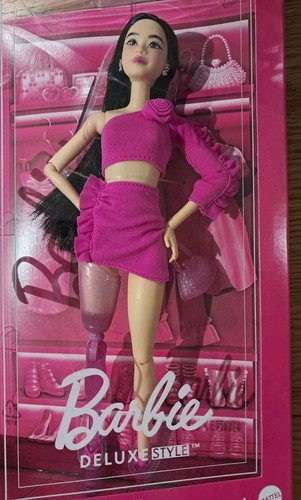 Barbie doll deluxe - barbie, 2024