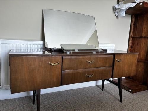 Meredew wood dressing - dressing, table