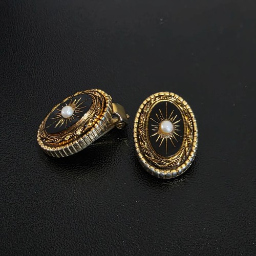 Vintage sphinx clip - sphinx, clip-on