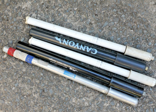 Lot working bicycle pumps - working,