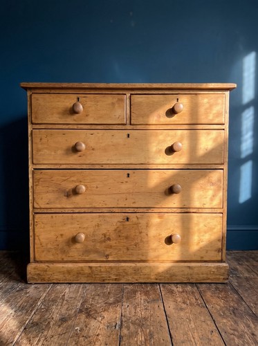 Large victorian pine chest - pine,