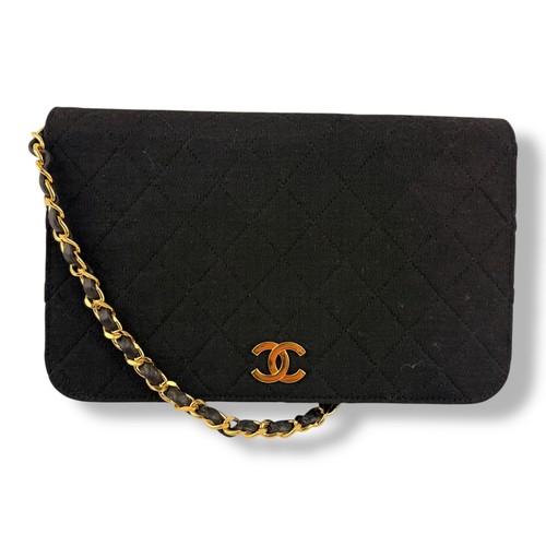 Chanel black push - chanel,