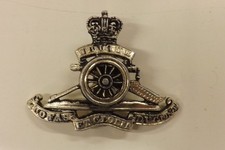 MILITARY BADGE ROYAL ARTILLERY