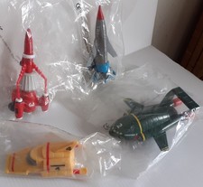 Lot thunderbirds pull back - lot,