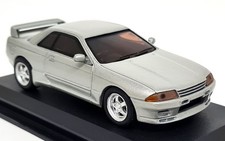 Atlas 1/43 - Nissan Skyline GT-R R33 Silver Diecast Scale Model Car