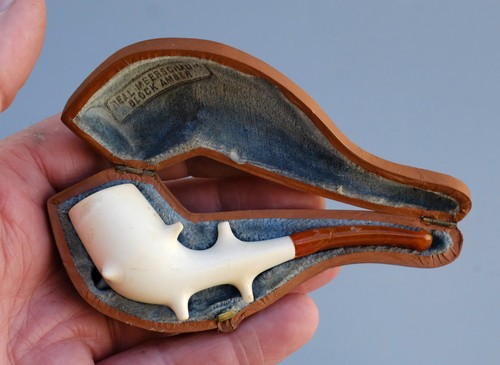 Antique meerschaum pipe - antique,