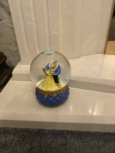 Disney showcase collection - disney,