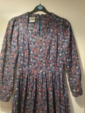 Vintage Laura Ashley Maxi Dress Long Sleeves Size 14 100% Cotton Cottage Prairie