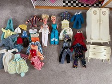 Vintage Sindy Doll Bundle -